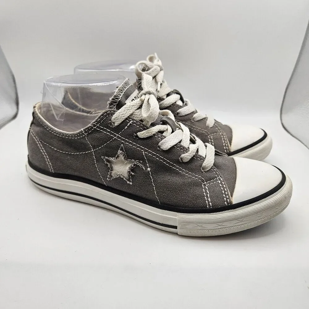 Converse One Star JUNIORS Gray Star Sneakers Classic Skate Grunge Alt Sz US 4